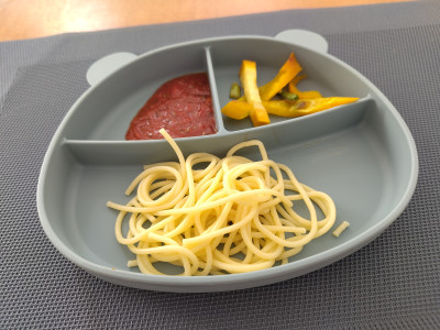 Spaghetti - Tomatensoße-Paprika