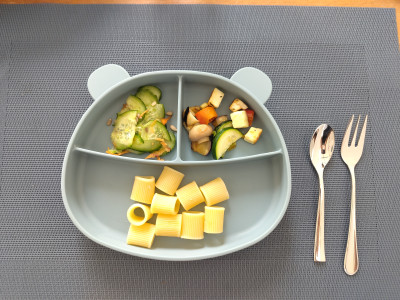 Nudeln - Gurkensalat - Gemüse