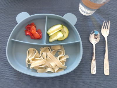 Nudeln - Tomaten - Zucchini